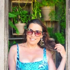 Meet your Posher, Beverly